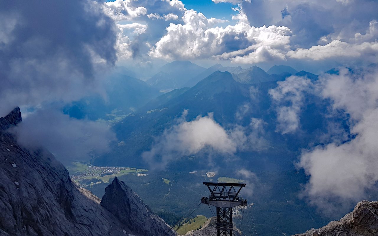 Von Ehrwald auf die Zugspitze